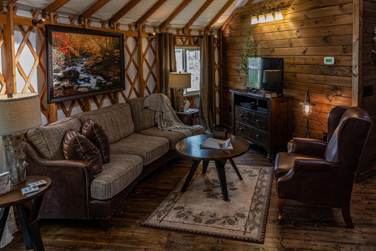 הוילה Topton Tranquil Haven Luxy Yurt - Creekside Glamping With Private Hot Tub מראה חיצוני תמונה